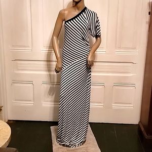 A.N.A. 1 shoulder Maxi